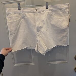 Universal Thread White Frayed Hem Denim Shorts